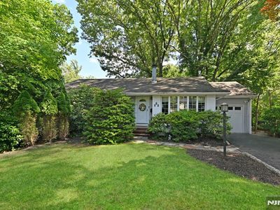 73 Ralph Ave