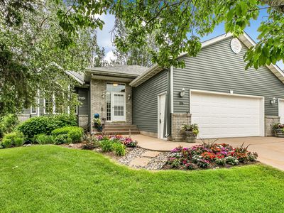 706 Erickson Ct