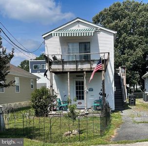 Property at 219 Lossing Ave, Colonial Beach, VA