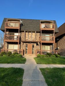 14747 Kenton Ave APT 2A