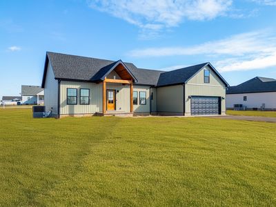 The Sycamore Plan, Woodville Springs