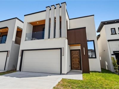 2604 E Solar Dr