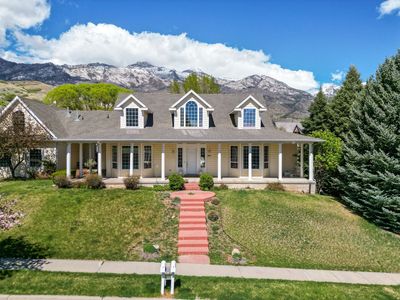 243 Eastview Dr #6