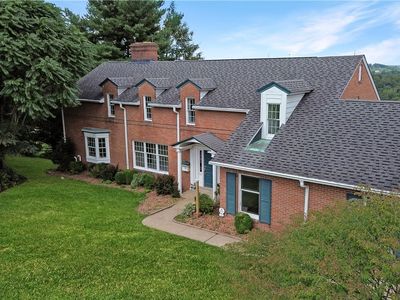 123 Homewood Ave