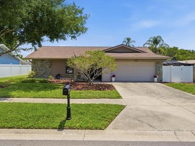 4218 Hollowtrail Dr