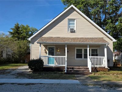 329 Moore St