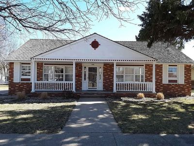216 2nd St SW