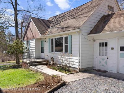 17 Hickory Lane