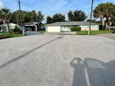1638 PARADISE LANE