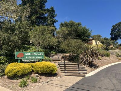 2308 Golden Oaks Ln