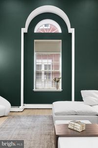 211 S 4th St APT 104