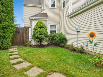 17 Cooper Ct