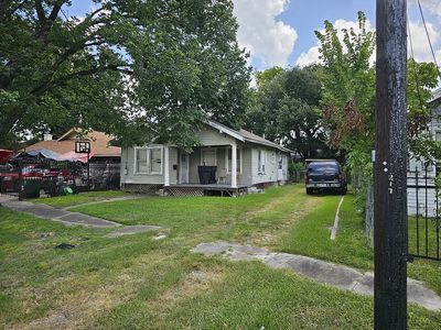215 Drennan St