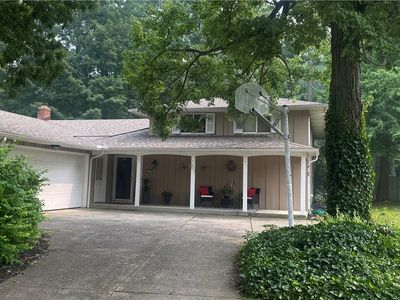 Property at 27561 Linwood Cir, North Olmsted, OH