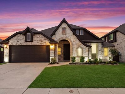 3904 Holly Springs Ln