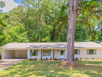 1209 Laurelwood Dr