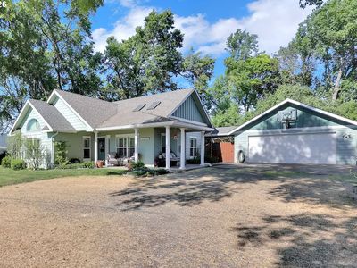 1208 Linn Way