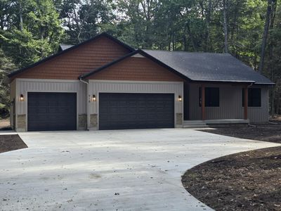 918 N Scenic Dr