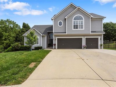 756 Herrman Ct