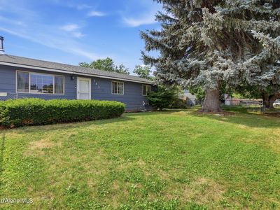 243 E Jensen Dr