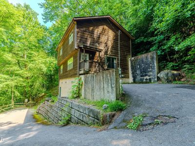 933 Ski Mountain Rd