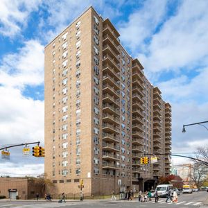 4140 Union Street #4M
