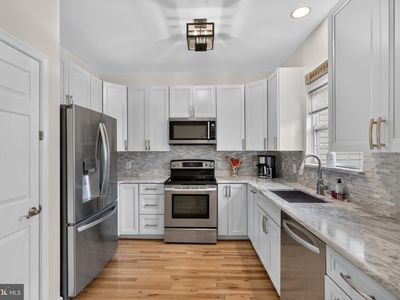 3821 Dominion Mill Dr