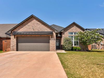 1206 La Vista Ln