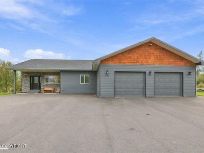 910 W Emerald Cone Cir