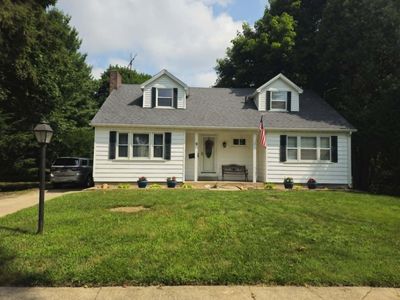 9 Armstrong St