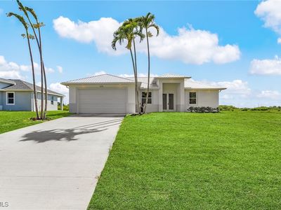 1215 Andover Dr