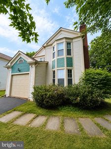 10 Fenton Wood Dr
