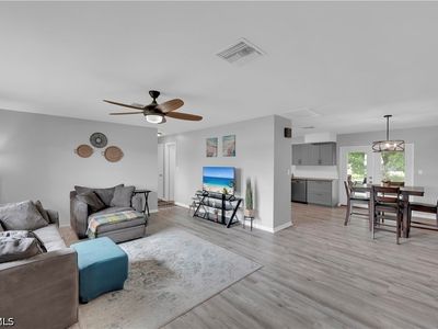 2506 SE 8th Ave
