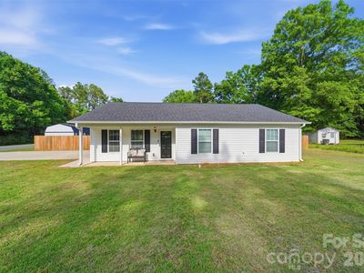 5694 Hillsdale Dr