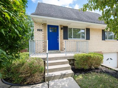 Property at 549 Guylyn Dr, Pittsburgh, PA