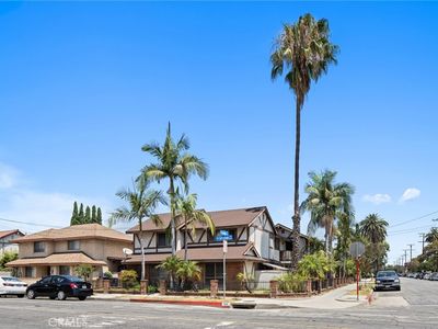 155 E Emerson Ave
