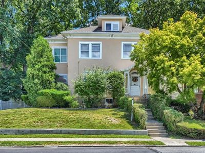 140 Van Cortlandt Park Avenue