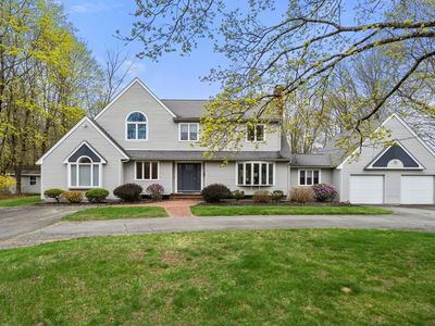 13 Lyndon Rd