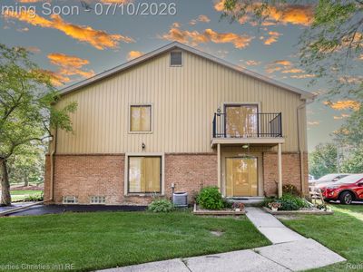 41678 Bedford Dr