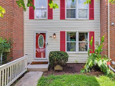14 Fitzharding Pl