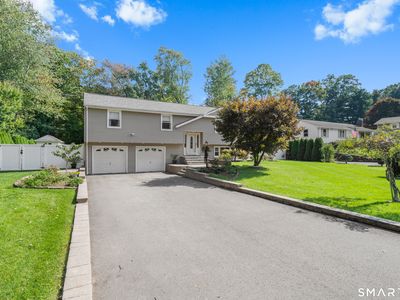 44 Lexton Drive