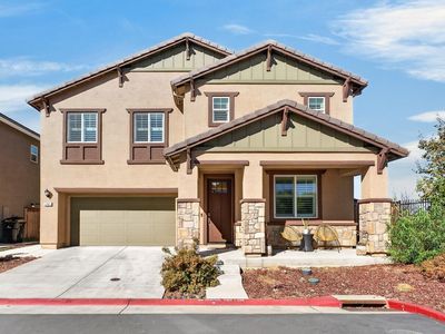 1261 Lincolnshire Cir