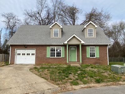 222 Bentley Ct