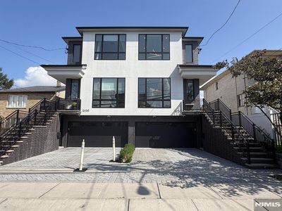1656 Maple St #1656
