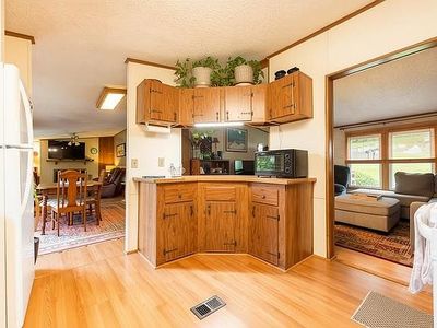 Property at 32 Lake Eden Cir, Black Mountain, NC