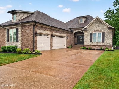 216 Locust Park Pl