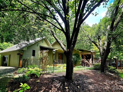 18 Rollingwood Rd