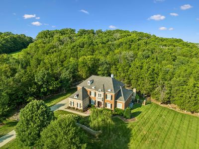 894 Arlington Heights Dr