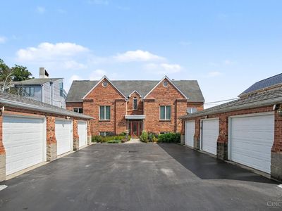 390 Grand Ave Unit B