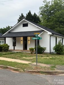 404 Community St